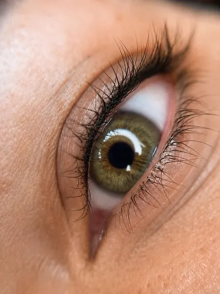 Lash enhancement close-up